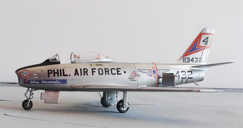 F-86F blue diamonds