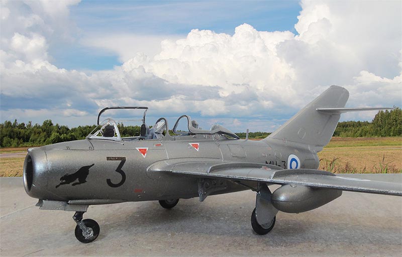 hank suomi mig-15